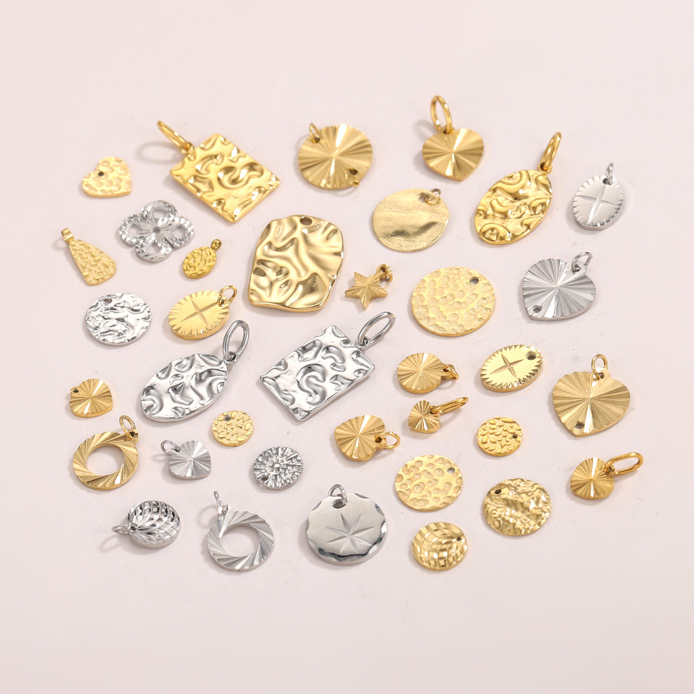 Cross-border best-selling stainless steel pendant texture pattern round plate heart four-leaf clover diy bracelet necklace accessory details Picture