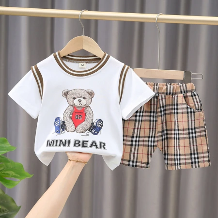 2022 New style MINI Bear short-sleeved checked pants two-piece set for children aged 1-5, summer casual and stylish T-shirt 2022 New style MINI Bear short-sleeved checked pants two-piece set for children aged 1-5, summer casual and stylish T-shirt