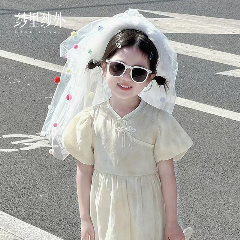 Children's Dopamine Veil Girl Colored Ball Ball Princess Photo Prop Bride Wedding Tiara Little Girl Baby Application Scenario