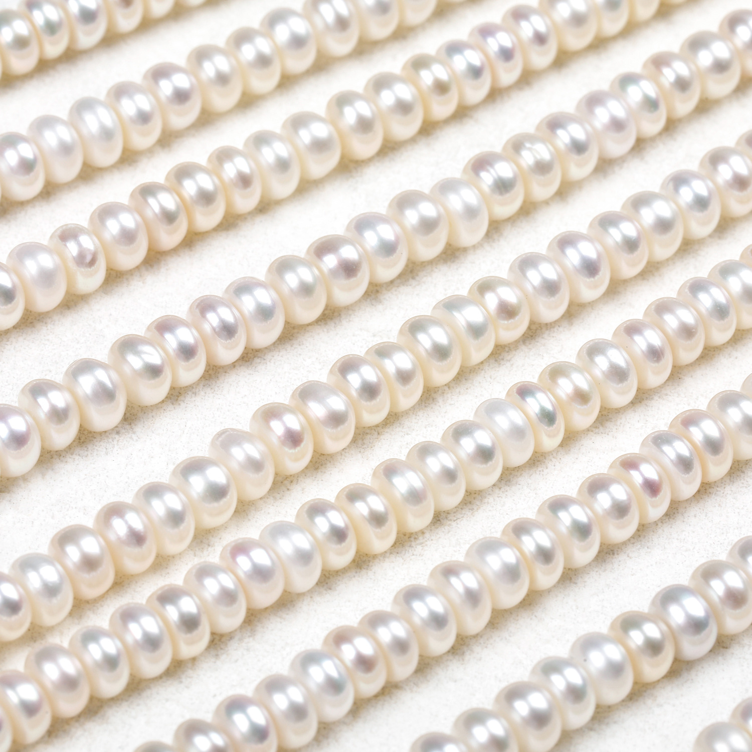 New stock: 4-5mm strong light white thick flat beads, bright and uniform, freshwater pearls, scattered pearls, diy handcrafted materials details Picture