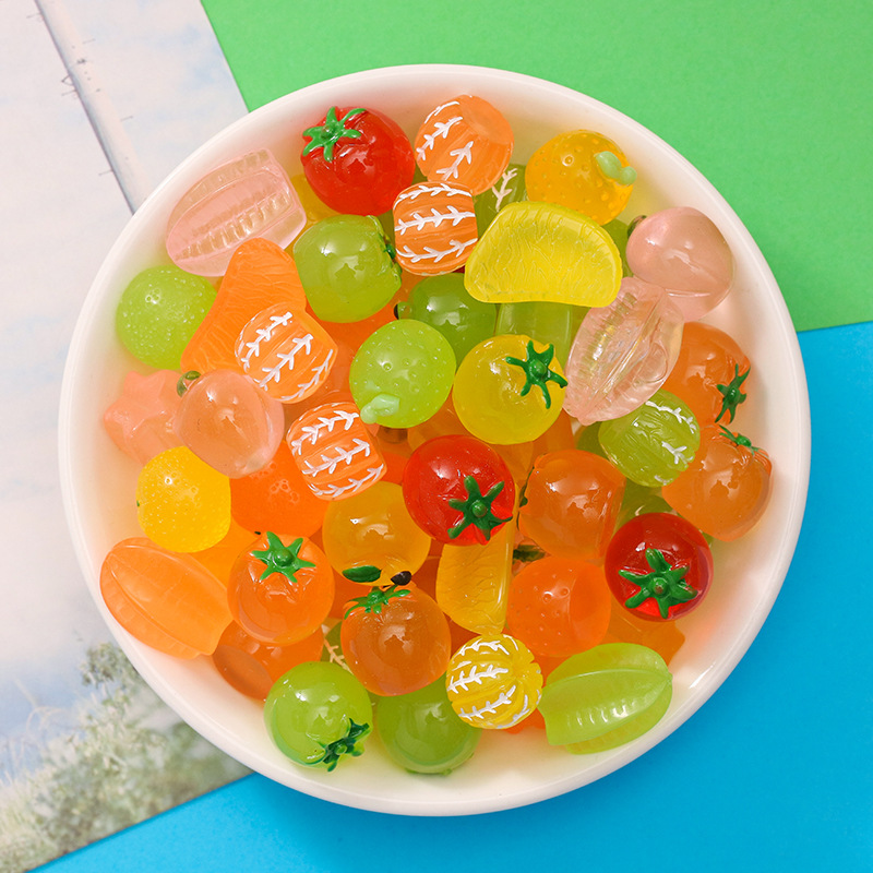 Three-dimensional luminous orange, persimmon, star fruit simulation fruit miniature food and toy ornaments, children's toys, gifts, resin accessories details Picture