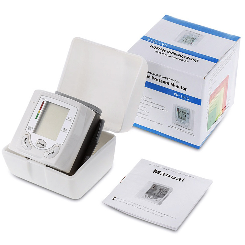 Export Wrist Sphygmomanometer Home High And Low Heart Rate Portable Blood Pressure Instrument English Cross-Border Blood Pressure Instrument Application Scenario