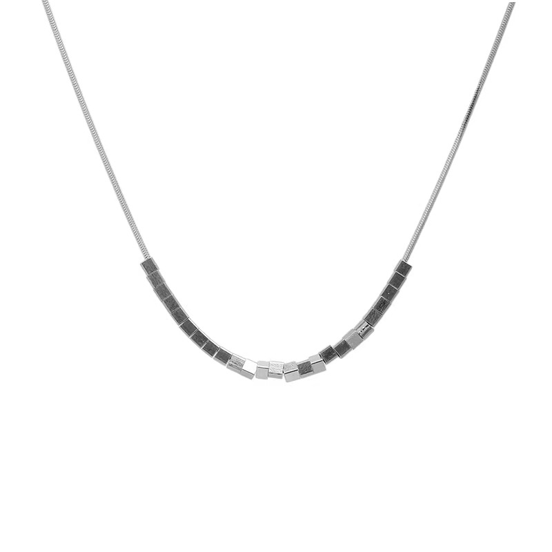 Silver square titanium steel collarbone chain Women's Summer 2022 new trendy brand cool accessory simple and cold style hot girl necklace Item Picture
