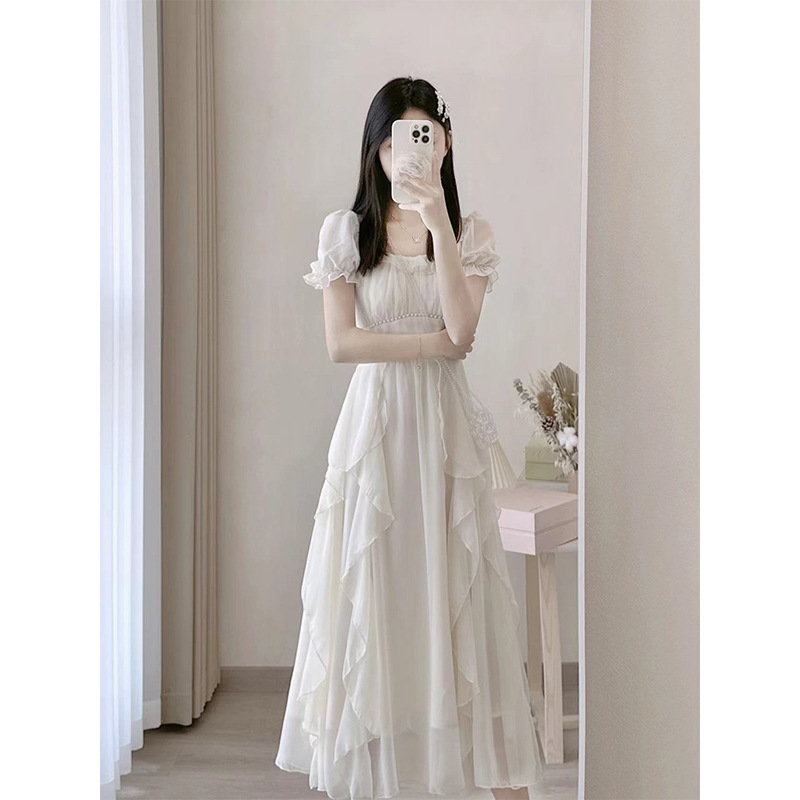 裙子/连衣裙/复古连衣裙/黄色碎花裙/连衣裙微胖白底实物图