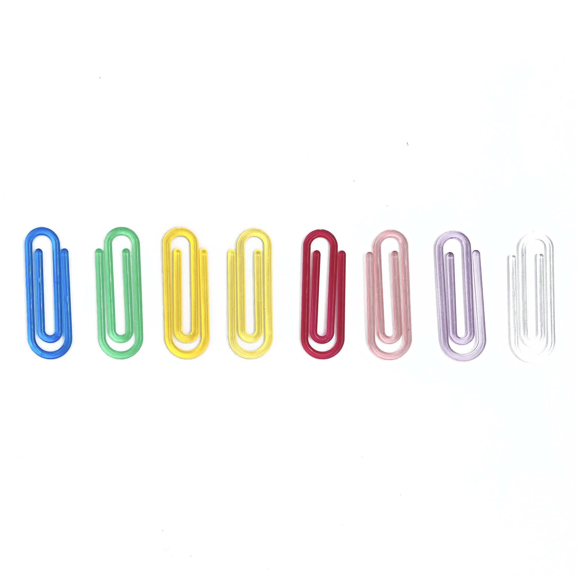 Transparent colored paper clips, creative serpentine paper clips, plastic paper clips, ticket holders, test paper holders, office and study supplies Application Scenario