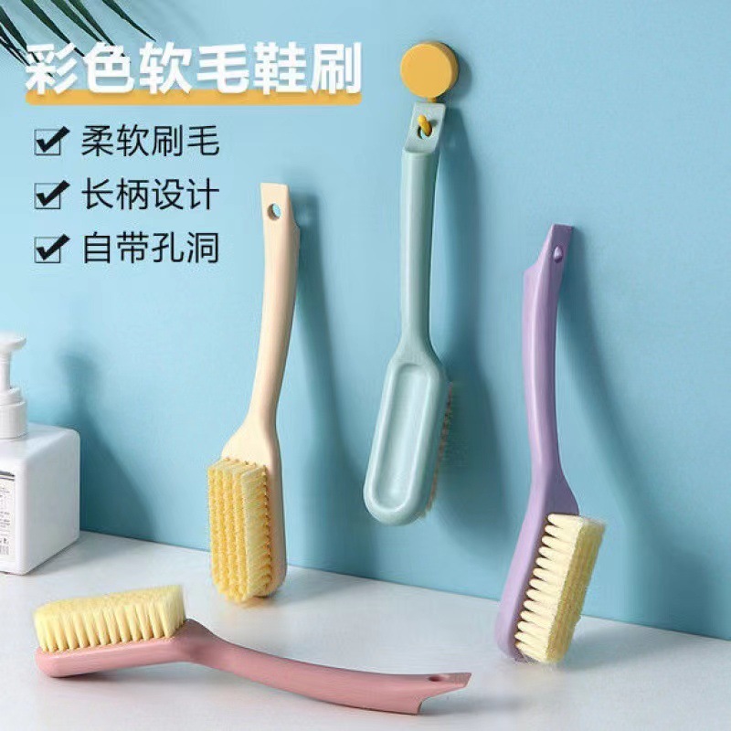 The new household soft-bristled shoe brush is a perfect cleaning and laundry tool that won't damage shoes. It is a multi-functional long-handled plastic laundry brush