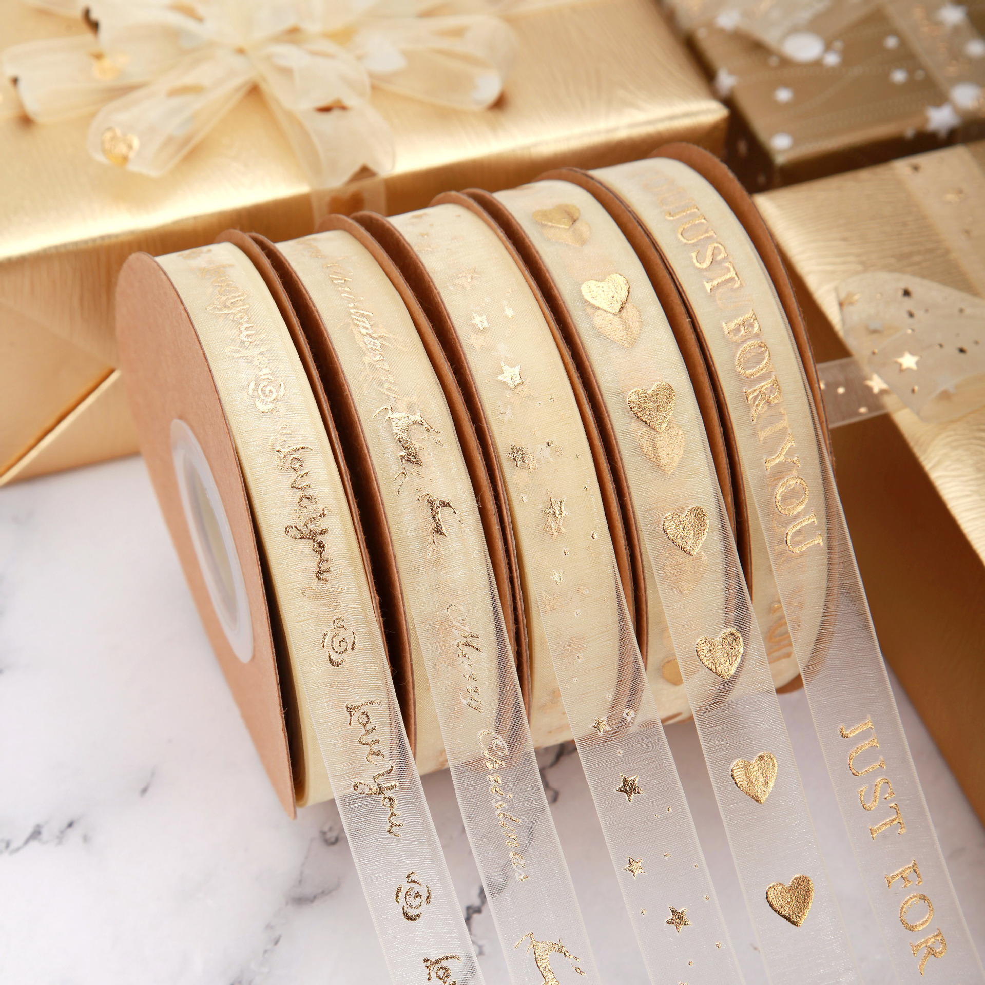 Printed heart-shaped 1.5cm transparent ribbon cake decorated with colorful gauze ribbons, satin ribbons, gilded snow gauze, bow ribbons Specification image