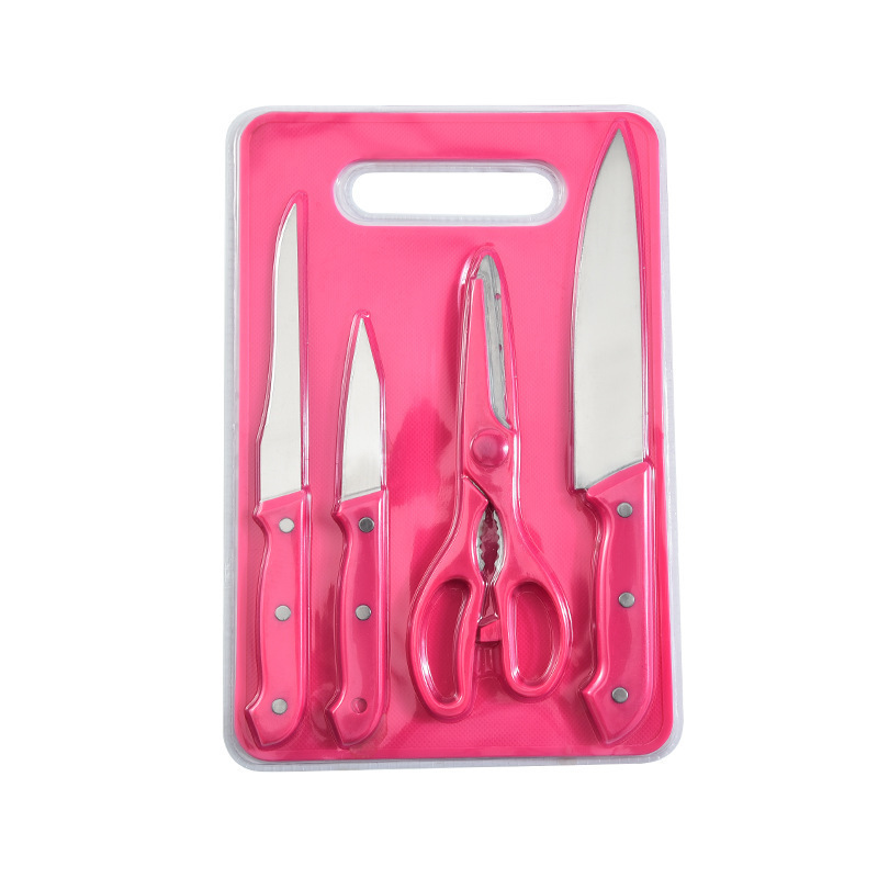 A 5-piece kitchen knife set Application Scenario
