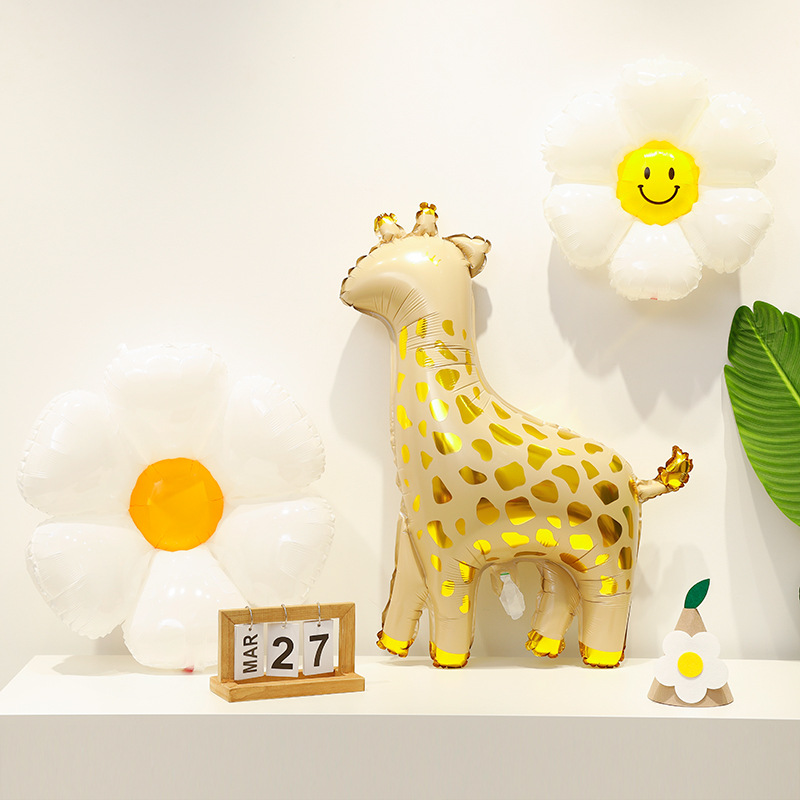 Instagram Baby Birthday Decorations Cartoon Animal Balloons Children Themed Party Decorations Photo Giraffe Elephant Application Scenario