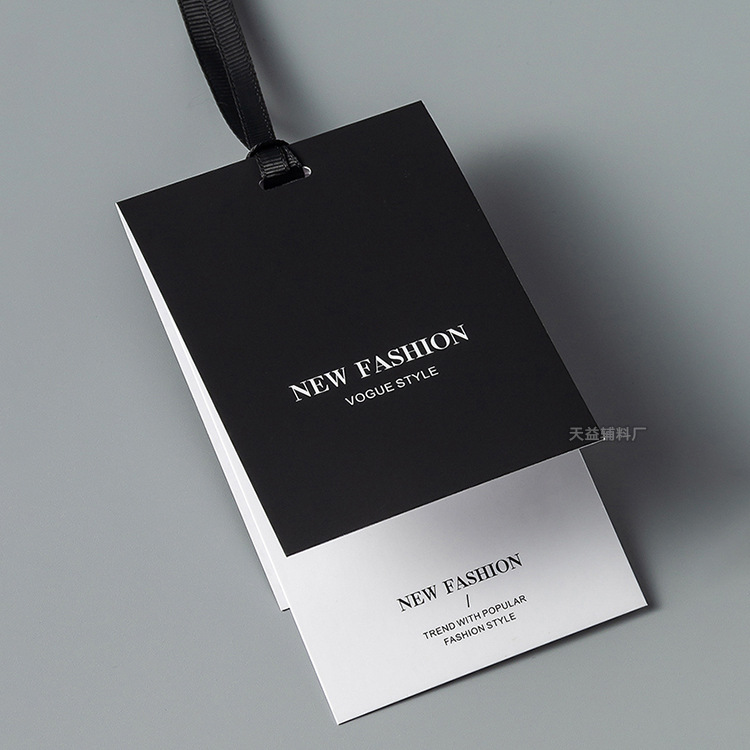 高端服装吊牌定 做男女装挂牌卡定 制设计百搭衣服标签衣通用现货详情图3