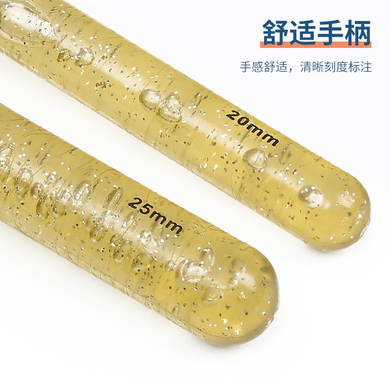 Manufacturers wholesale crystal crochet clear thick plastic crochet hand knitting tools sweater needle knitting crochet Application Scenario