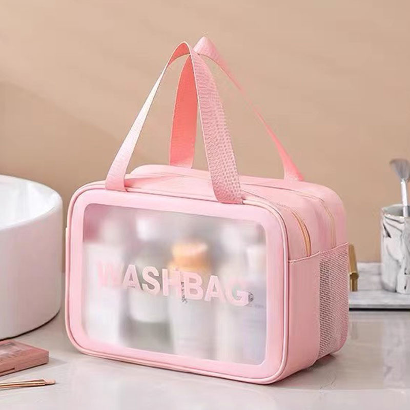 Double-layer dry-wet separation TPU cosmetic bag, portable travel storage bag, large storage bag, draining toiletry bag Application Scenario