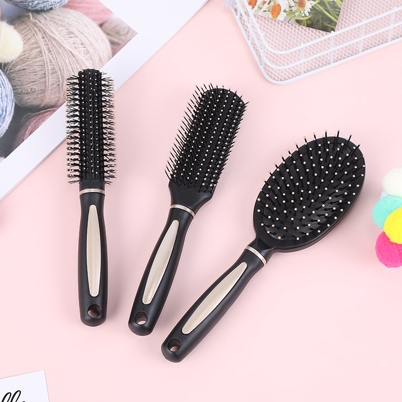Direct supply and wholesale of the same style of airbag massage comb and hair comb as the Internet celebrity, plastic hair smoothing comb, handheld air cushion comb Application Scenario