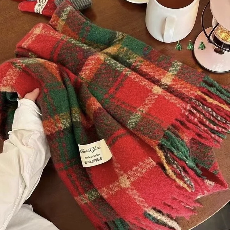 New Year atmosphere red checkered scarf, high-end Korean style large shawl for autumn and winter 2024, versatile and fashionable scarf Item Picture