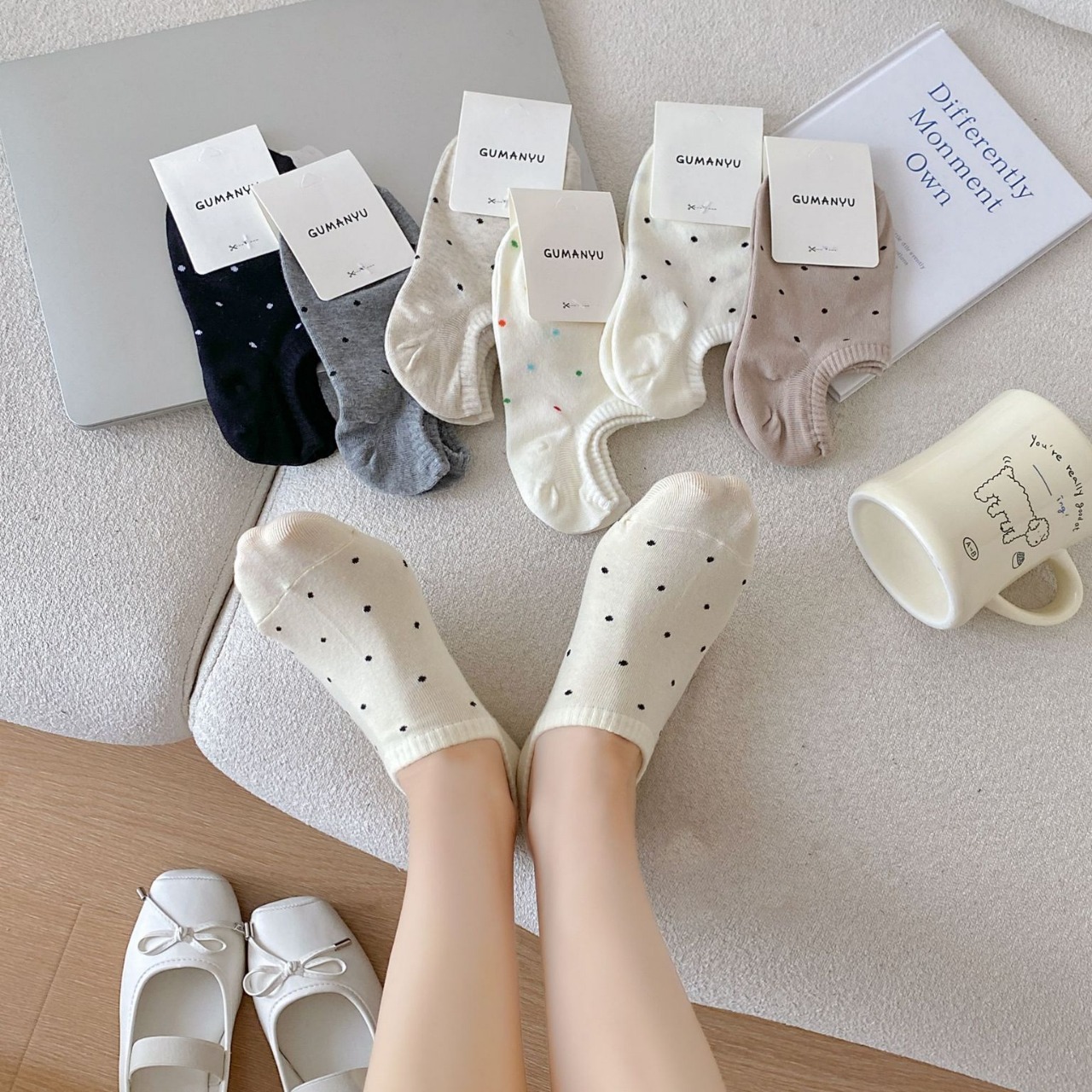 Sock stall, one-piece dropshipping, shallow socks for women in summer, thin ins trendy polka dot short socks, Japanese style, simple summer, Korean style, non-dropping and boat socks, cotton one-piece dropshipping Item Picture