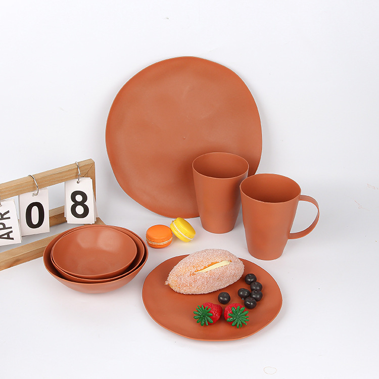 Seven-piece set of wheat straw tableware