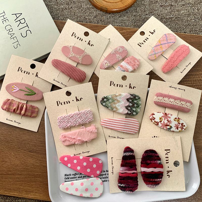 Korean Version Of The New Sweet Embroidery Floral Girl Heart Powder Bb Clip Children's Cloth Clip Broken Hair Clip Bangs Clip Hair Accessories Application Scenario