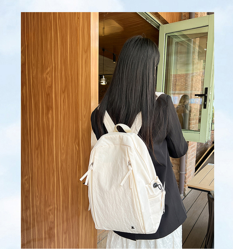 Female lightweight backpack for junior and senior high school students, Japanese-style casual schoolbag. Female college students, simple solid-color backpack. Female school style pic 7