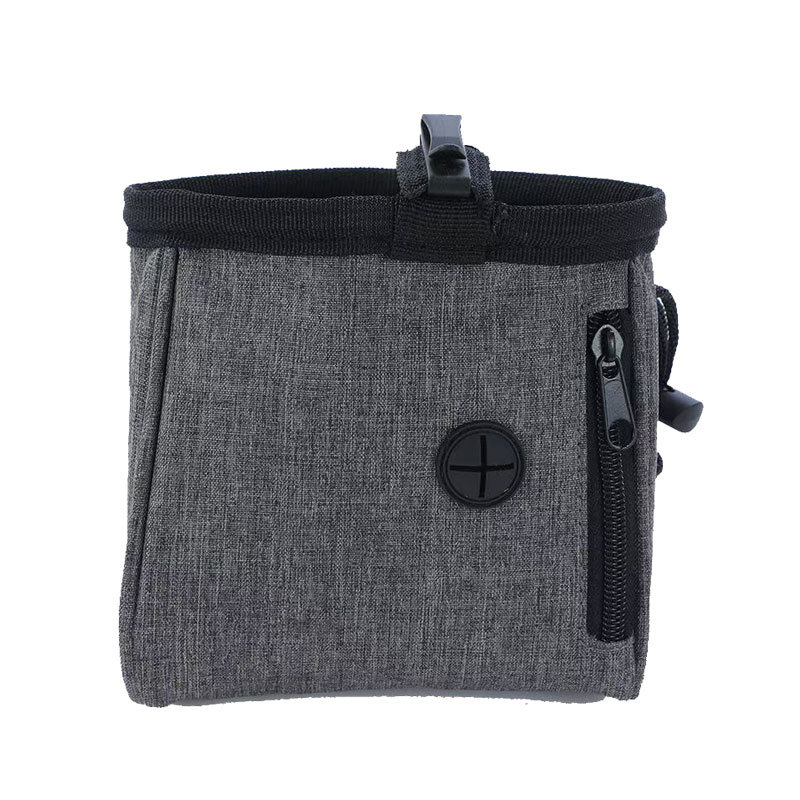 Cross-border pet training bags, portable snack bags for dog outings, dog walking bags, multi-purpose garbage collection bags, dog training waist bags Application Scenario