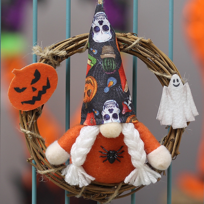 Cross-Border New Halloween Party Decoration Supplies Faceless Doll Rattan Wreath Door Head Wall Hangings Application Scenario