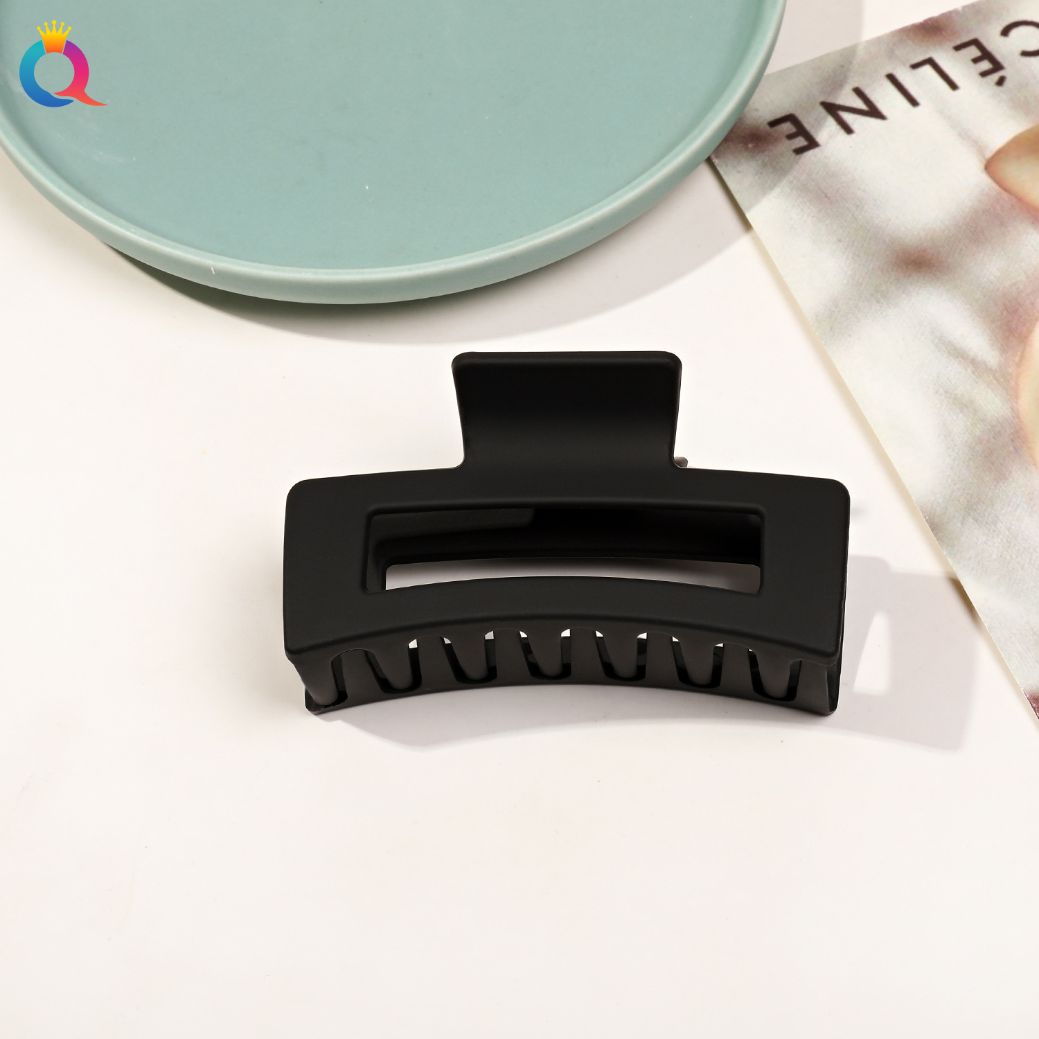 Qiyue Cross-border ins hair clips, stylish shark clips, updo hair grabbers, back of the head hair grabbers, hair accessories wholesale pic 35