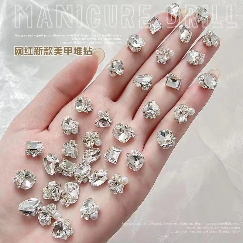 New nail art pile diamond finished product: asymmetrical rectangular heart, fat square axe diamond, super shiny, light luxury, versatile pearl crystal diamond