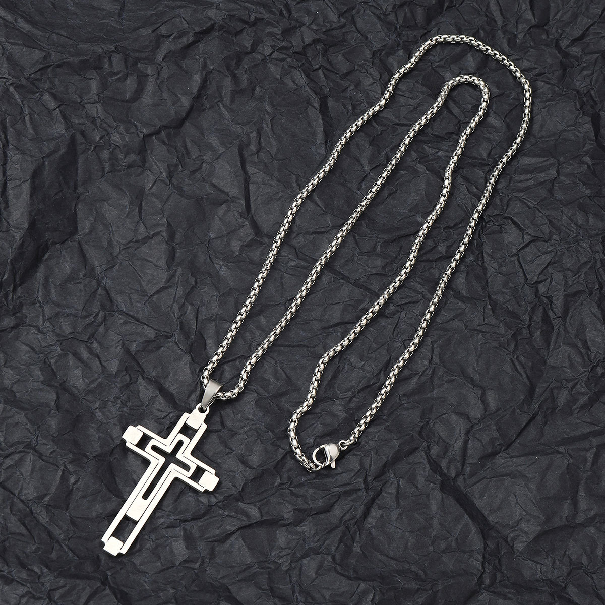Titanium Steel Hipster Cool Cross Skull Necklace Unisex Stainless Steel Hip Hop Non-Fade Sweater Chain For Men And Women Specification drawing