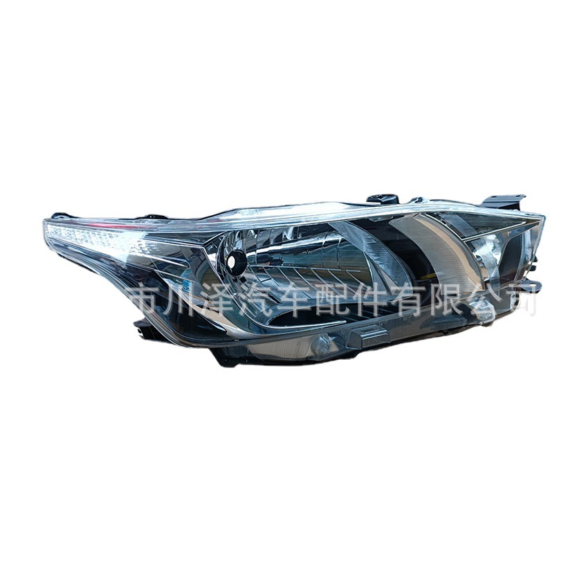 تطبيق المصابيح الأمامية 81130-0D55170-0D551 لمصابيح ياريس الكبير تويوتا لعام 2014. Item Picture