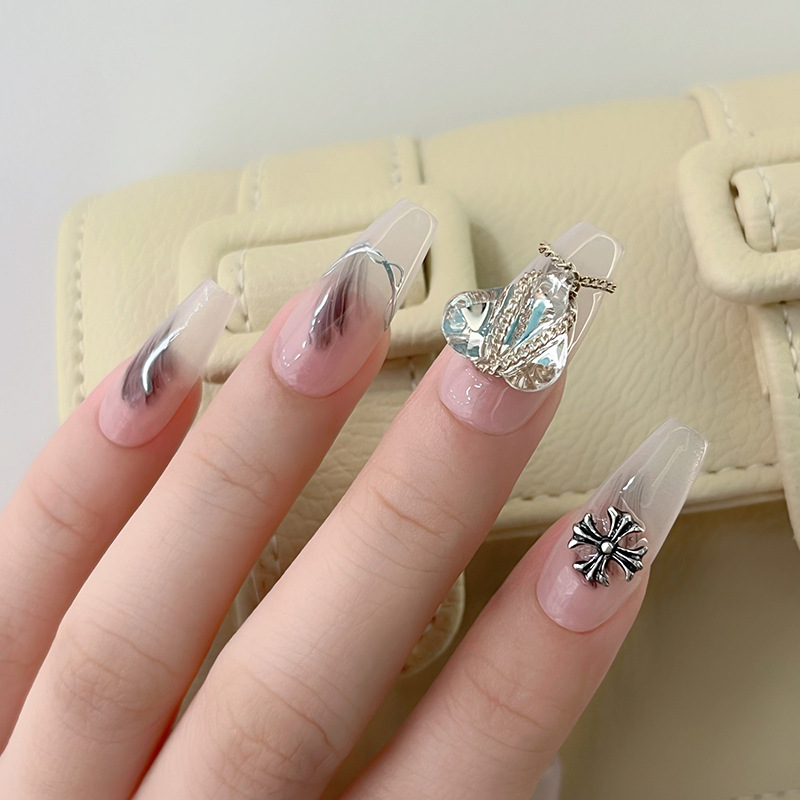 Medium Long Ice Transparent Bakro Heart Pure Hand-Worn Nail Can Salt Can Sweet Temperament Atmosphere Feeling Manicure Fake Nails details Picture