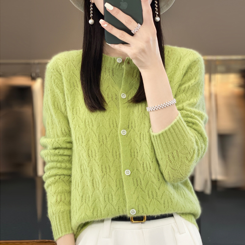 The 2023 autumn new style of women's hollowed-out wool sweater coat, women's knitted cardigan, thin sweater paired with women's top Specification image