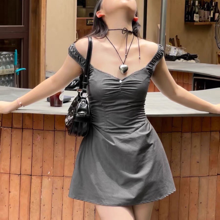 2023 nuevo slim americano hottie una versión de cierre de cintura de encaje lateral ultra corto de una palabra bolsa de hombro vestido de cadera para mujeres 3231 details Picture