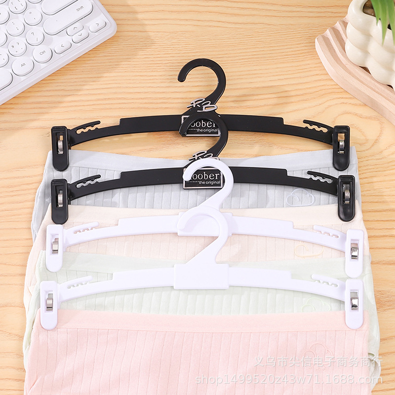 Jian Xin Factory direct sales plastic bra and underwear hangers, underwear clips, special display underwear and jacket racks for underwear stores Specification image
