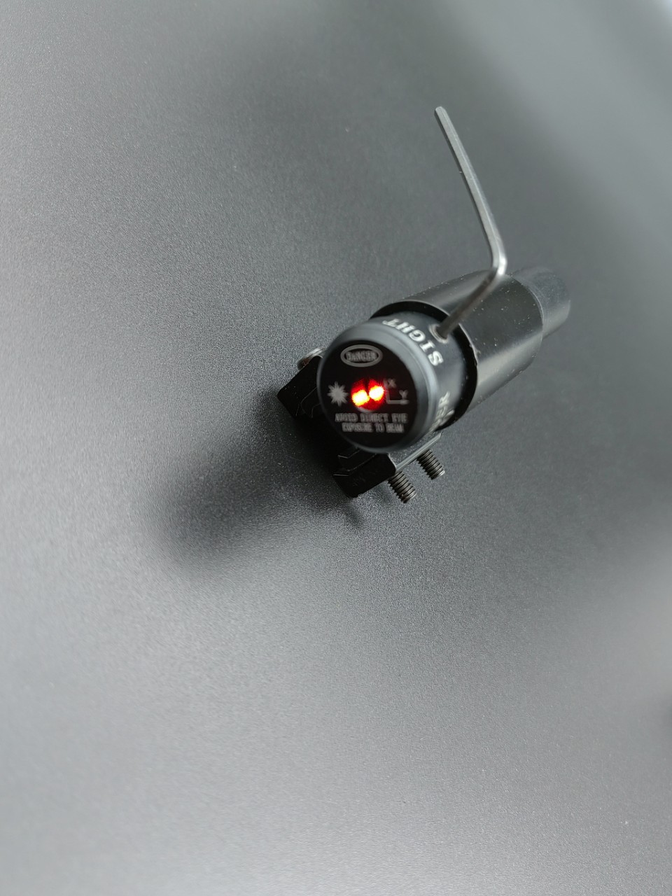 Infrared Laser Sight Metal Head Focus Outdoor Point Finder Non-Rechargeable Laser Aiming details Picture