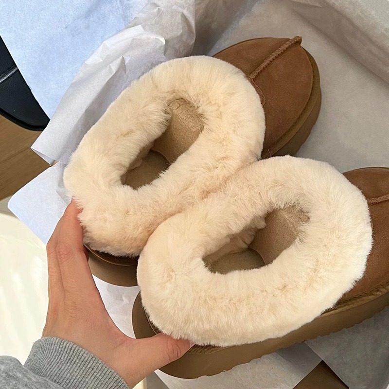 The 2024 new style of thick-soled, height-increasing, short-top, fur and all-in-one snow boots for women's winter cotton shoes Application Scenario