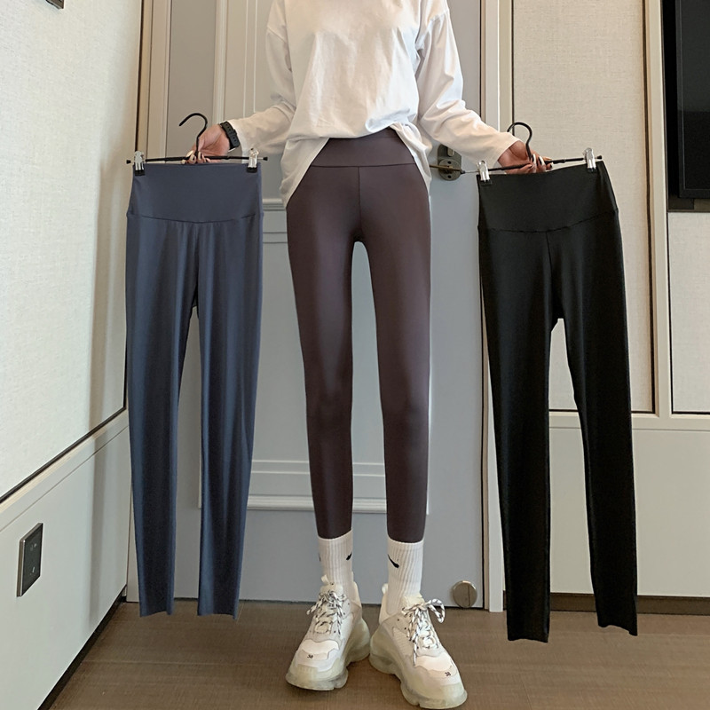 秋冬加绒瑜伽鲨鱼皮芭比女裤外穿修身运动高腰保暖收腹瑜伽打底裤