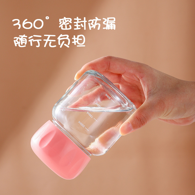 The Chubby Cup Christmas explosion-proof portable small Chubby cup mini high borosilicate water cup as a opening gift with a pattern logo details Picture