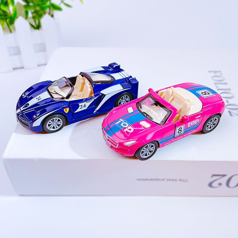 Alloy rebound sports car keychain pendants, graffiti simulation racing car models, student schoolbag pendants, small gifts wholesale