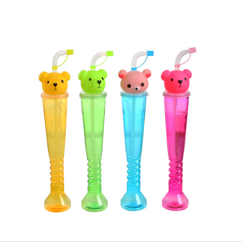 卡通杯/高脚杯/吸管杯白底实物图