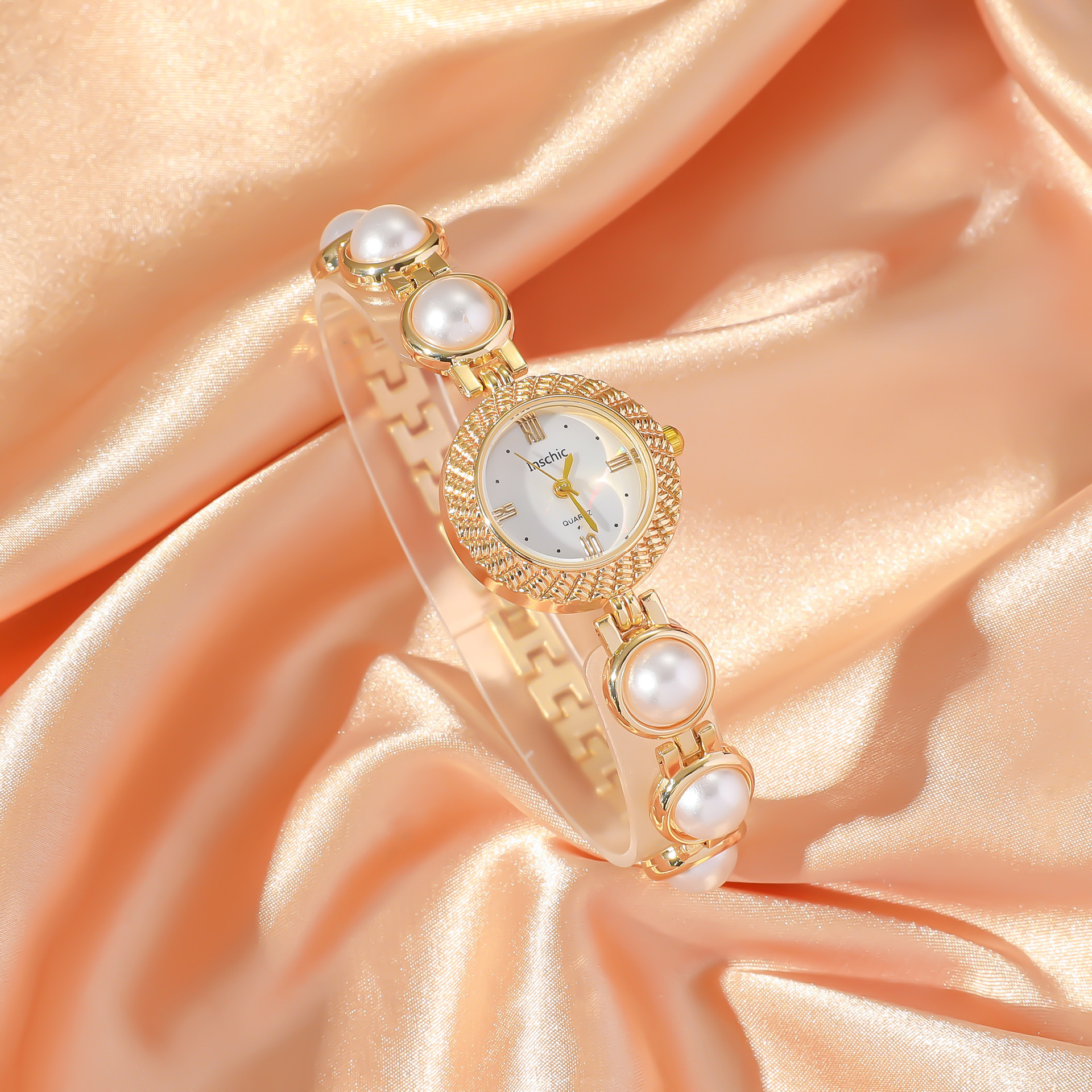 Moda caro y versátil para las mujeres perla pulsera reloj + perla accesorios set regalo combinación 5pcs/set details Picture