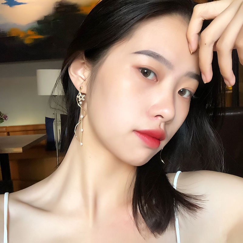New Face Slimming Five-Pointed Star Earrings For Women Long Temperament Network Red Fringe Earrings Drop Wavy Ear Line Star Earrings details Picture