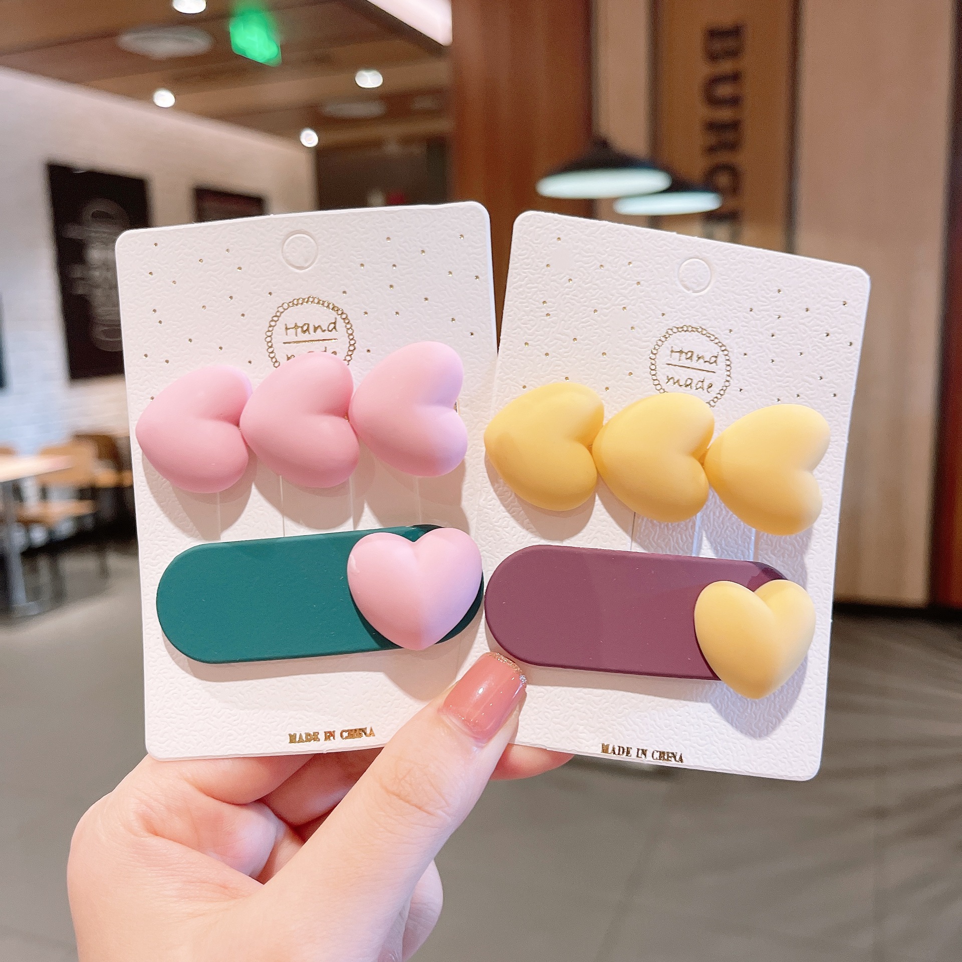 Pinzas de pelo lindo color caramelo pinzas de pelo para niños pinzas de flequilla pinzas de peluquería pinzas de peluche de amor pinzas bb pinzas de pico de pato Specification image