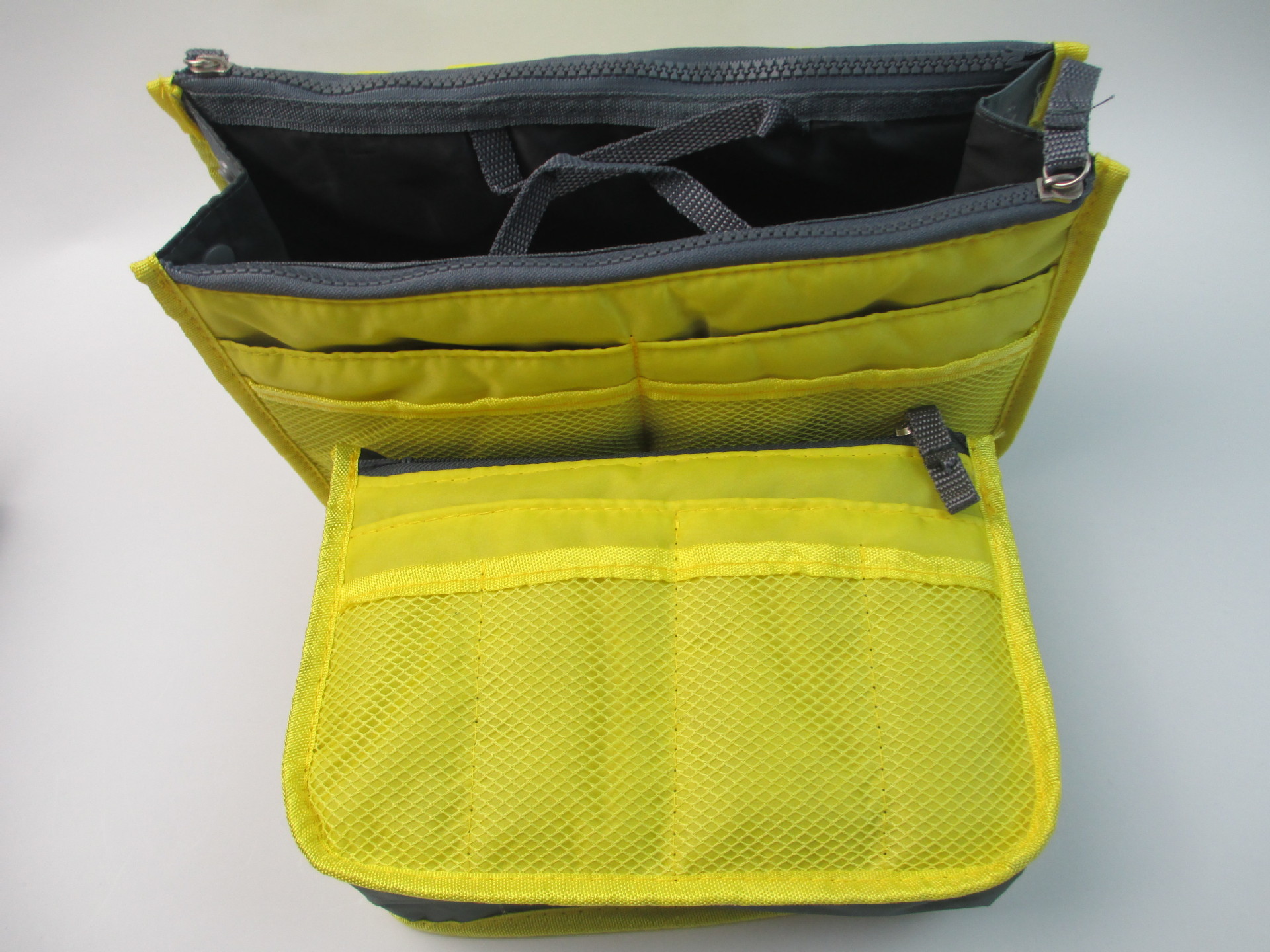 Korean version thickened multi-functional storage bag, large-capacity toiletry bag, exquisite makeup bag Specification image