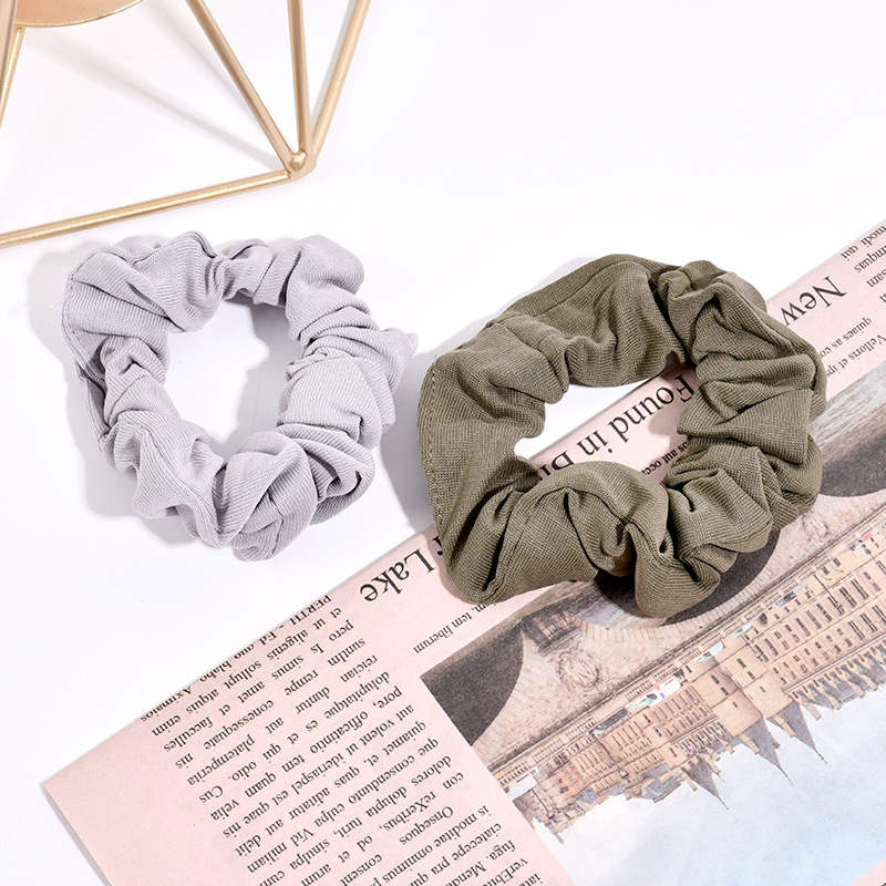 The popular jk pig intestine hair band, large intestine hair tie, women's rainbow small rubber band, Korean-style autumn and winter hair tie, simple hair accessory Specification image