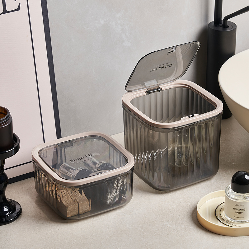 Small bedroom bedside, light luxury car wastebasket, transparent tabletop trash can, high appearance level for home use, kitchen countertop dining table Application Scenario