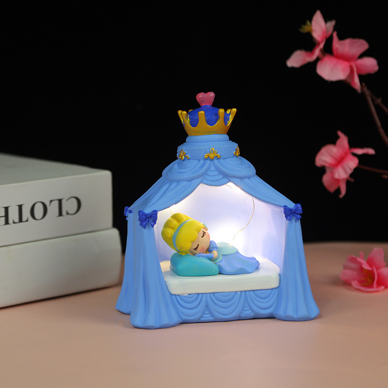 Creative Princess Series Castle Night Light Ins Wind Girl Heart Hand Gift Girl Room Decoration Star Light Application Scenario