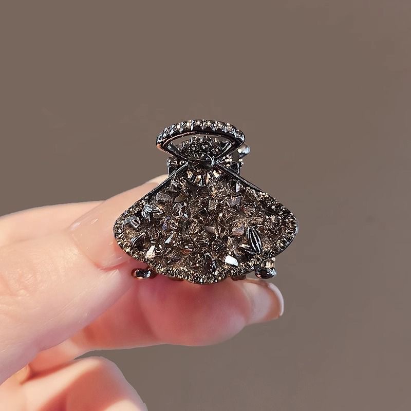 High-end and simple hair clips, a hair fixing tool for the top of the head, exquisite and niche grab clips, hair accessories, medium and small hair clips Specification image