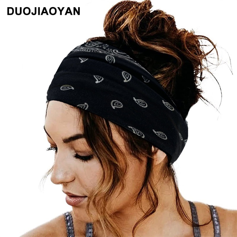 Wholesale of new European and American cashew flower knotted hair bands, Paisley hair ties, elastic wide edge yoga exercise headbands for women Application Scenario