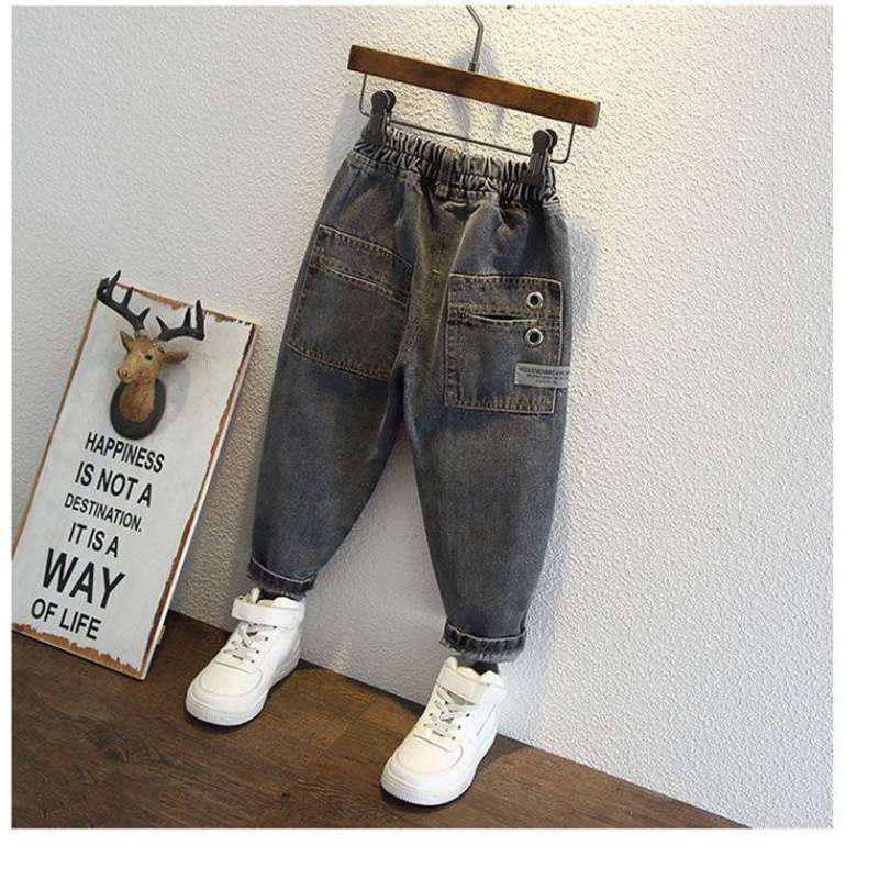Spring and autumn boys' pants 6, little boys 5, middle boys' jeans loose 2023 autumn Little Boys 3, boys Bao Chao 4 years old Application Scenario