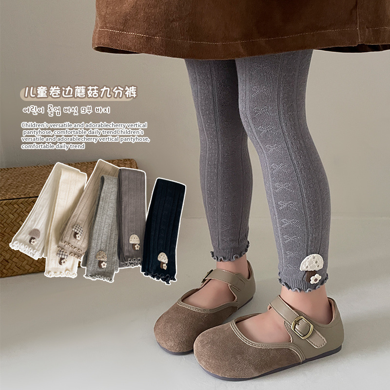New style of leggings for girls and babies, spring and autumn outdoor wear, children's versatile Korean-style sweet girls, 9-inch pants wholesale, one-piece consignment Specification image