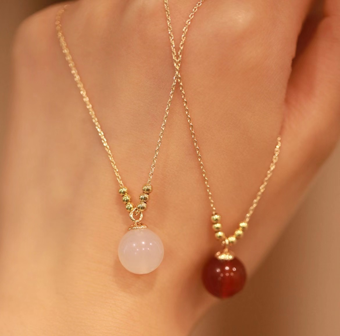 S925 silver-gold-plated necklace, original design, Hotan Jade Girl collarbone chain, fashionable and elegant necklace collection, direct supply from the manufacturer Specification image